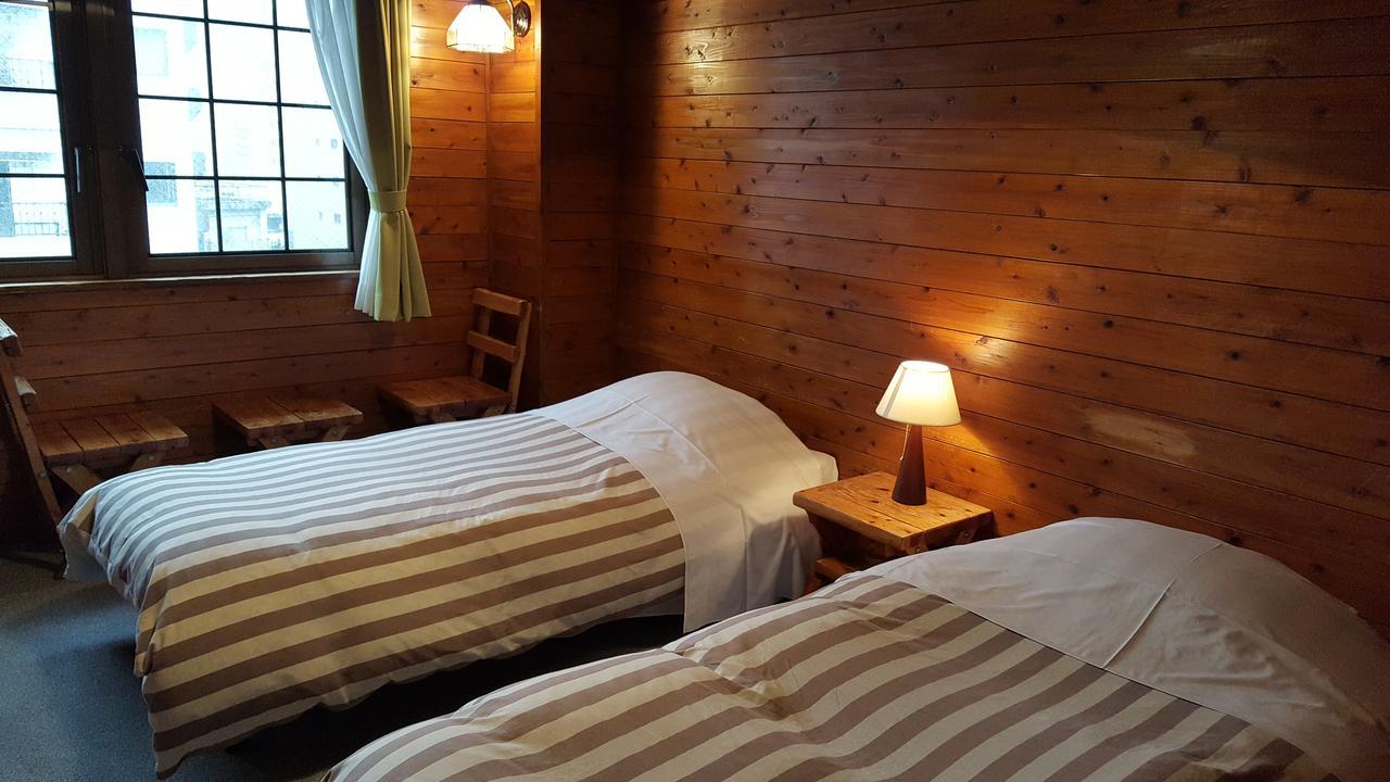 Pension Baden Heim Nagasaki Extérieur photo
